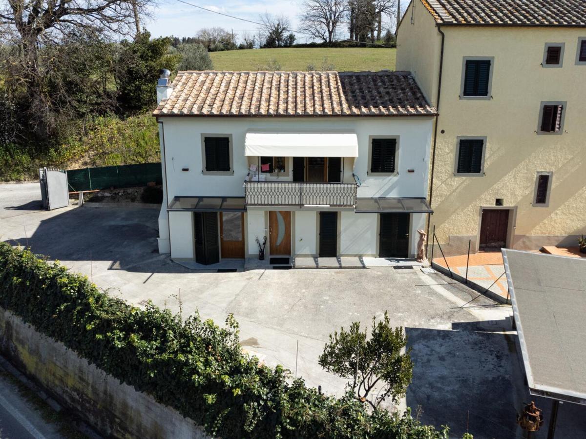 La Casa Degli Dei Apartment San Gimignano Luaran gambar